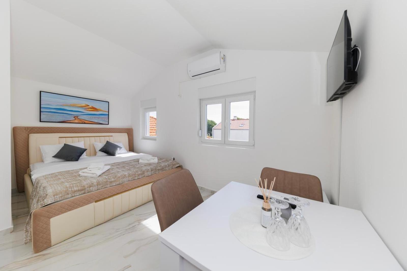 Premium Rooms Prince Ζαντάρ Εξωτερικό φωτογραφία